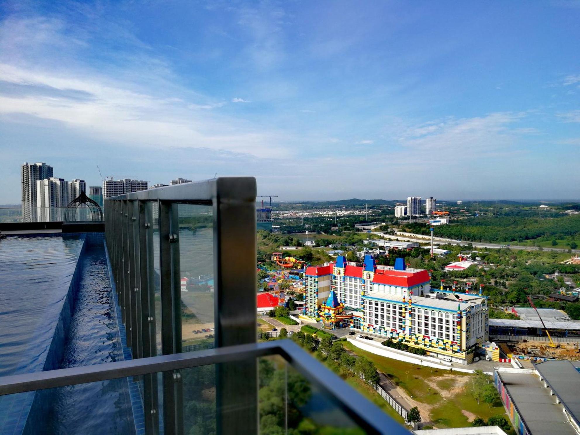 Hostahome Suites At Afiniti Residence 2-Mins To Legoland Nusajaya (Iskandar Puteri) Exterior photo